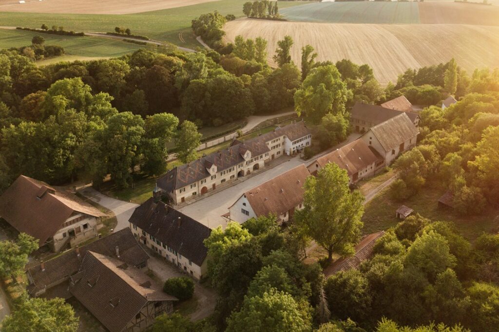 Schlossgut Lautenbach in Oedheim für Brautpaare in Raum Stuttgart, die eine hochpreise und luxuriöse Hochzeitslocation suchen